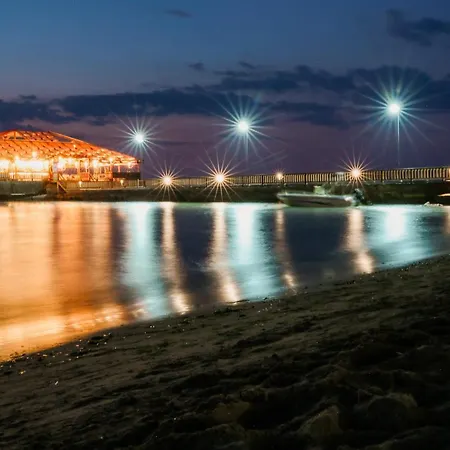 Hotell Klajdi & Golem (Tirana)