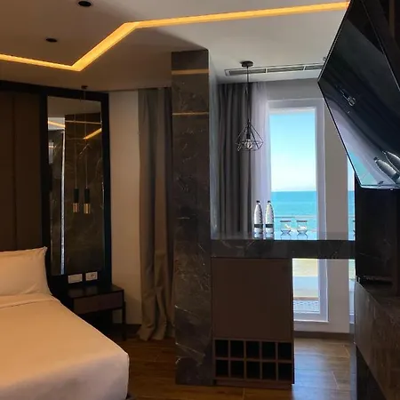 Klajdi 5*
