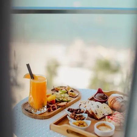 Klajdi & 5* Golem (Tirana)