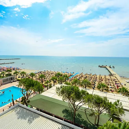 Klajdi & Hotel 5*