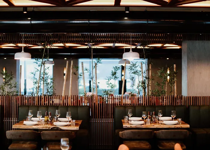 Klajdi & 호텔 골렘